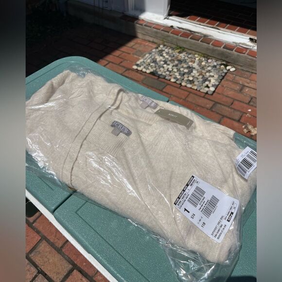 J Crew Supersoft Cropped Cableknit Sweater Tank Set NWT - Picture 7 of 8